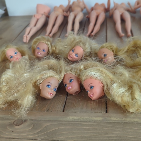 Vintage Dismembered Barbie Doll Parts OOAK or Repair - Picture 3 of 11